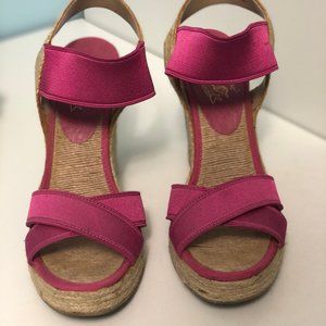 NINE WEST pink sandals - size 8